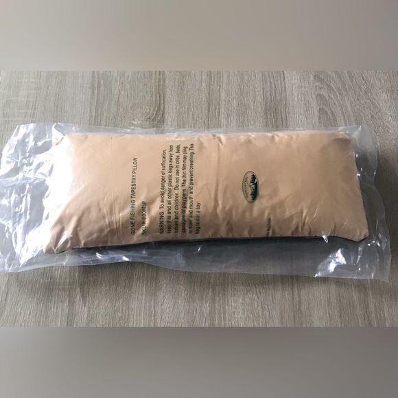 NEW … WOODLAND CREEK “Gone Fishing” Tapestry Pillow - Picture 4 of 5